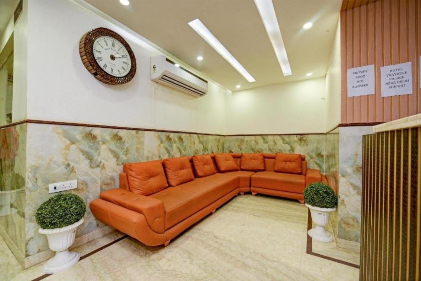 Rosewood Suites A Family Hotel Near Delhi Airport New Delhi Exterior photo